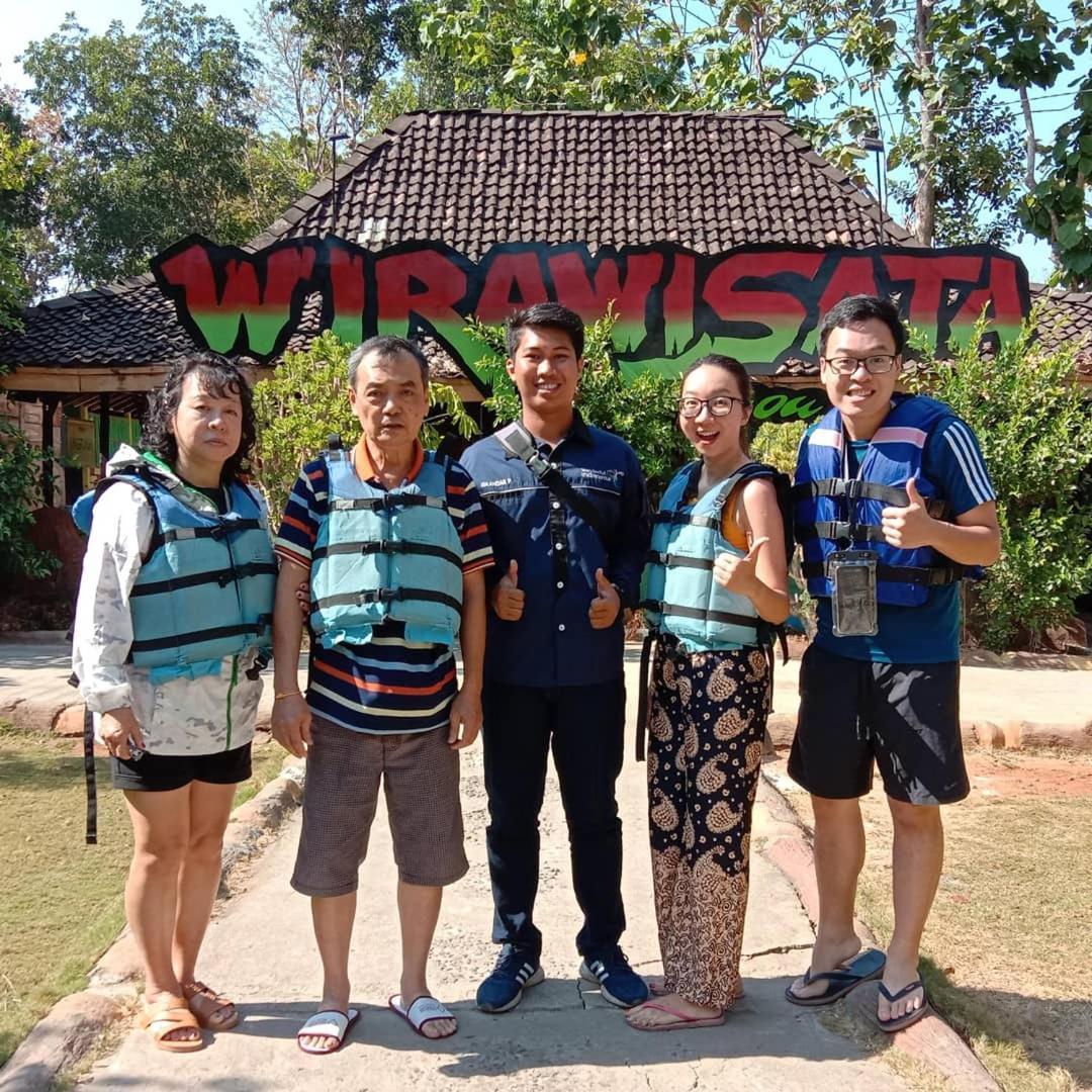 Rumah Ukhi Guest House Cebongan Esterno foto