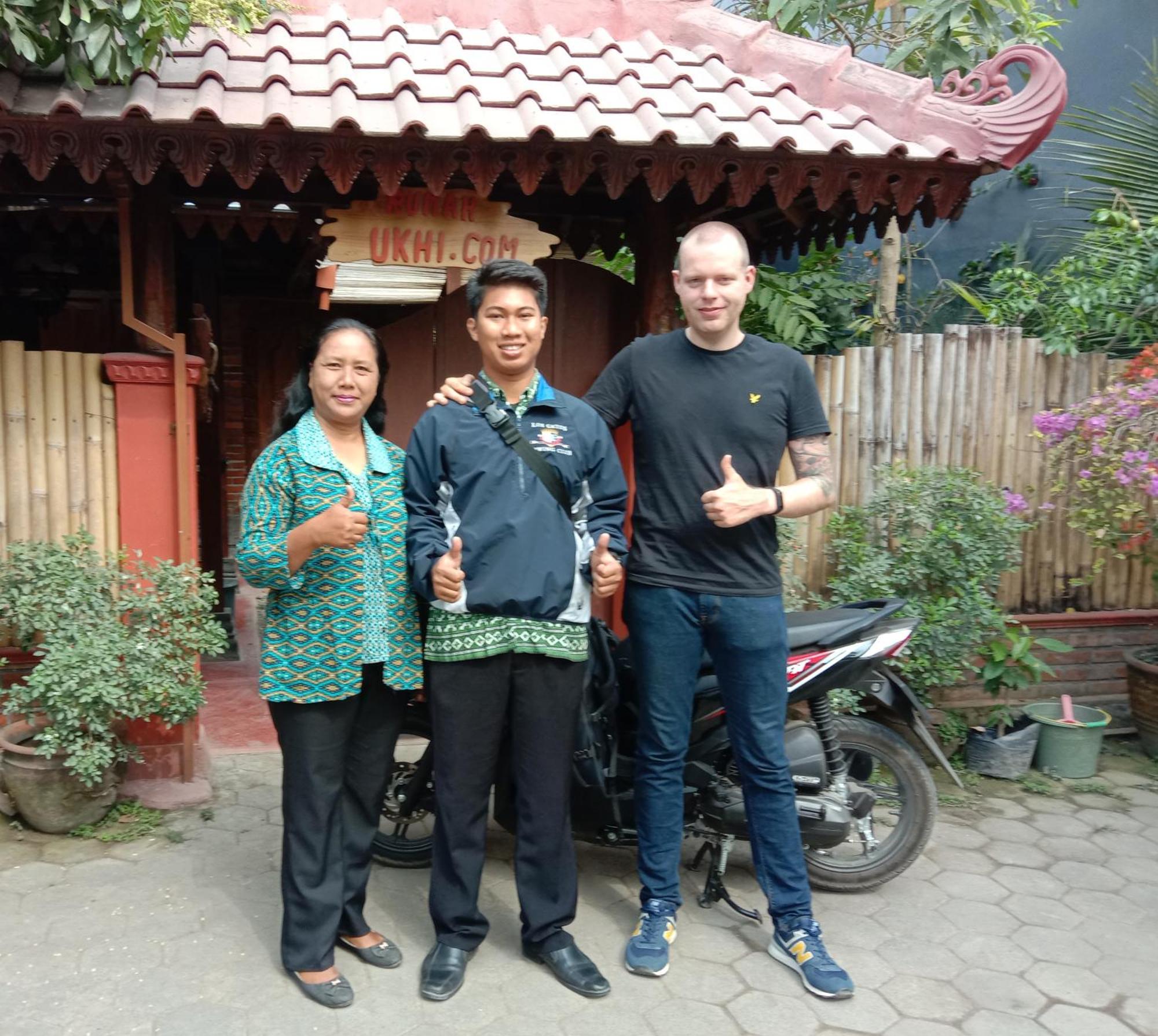 Rumah Ukhi Guest House Cebongan Esterno foto
