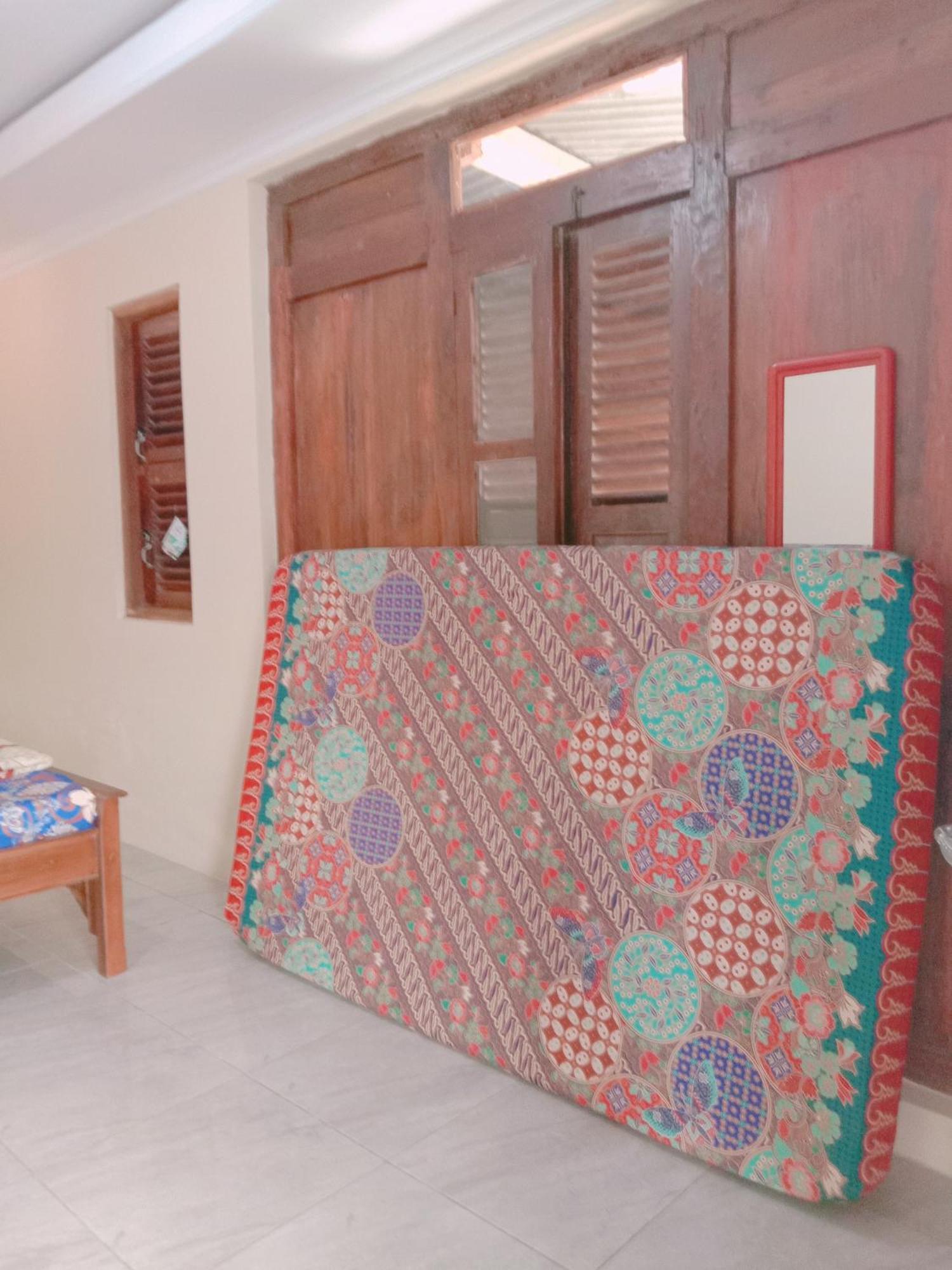 Rumah Ukhi Guest House Cebongan Esterno foto