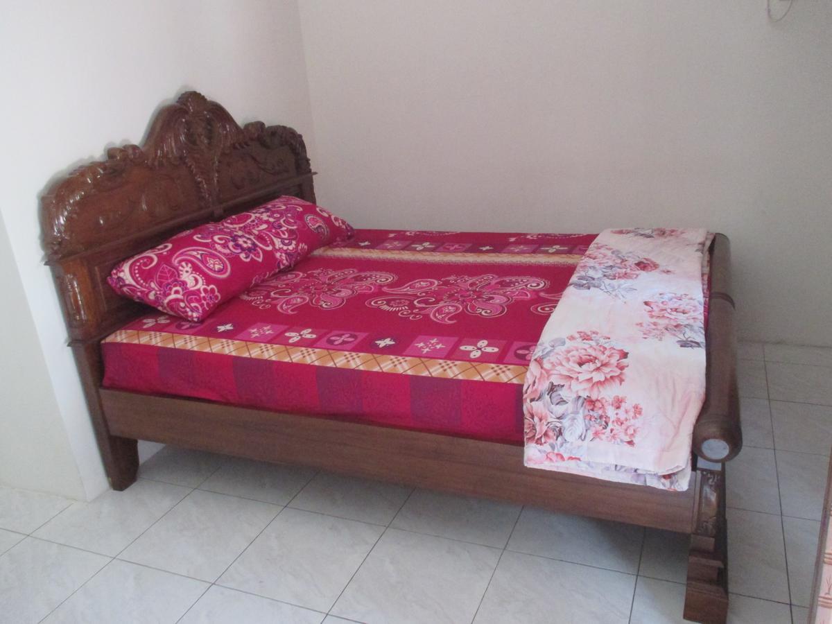Rumah Ukhi Guest House Cebongan Esterno foto