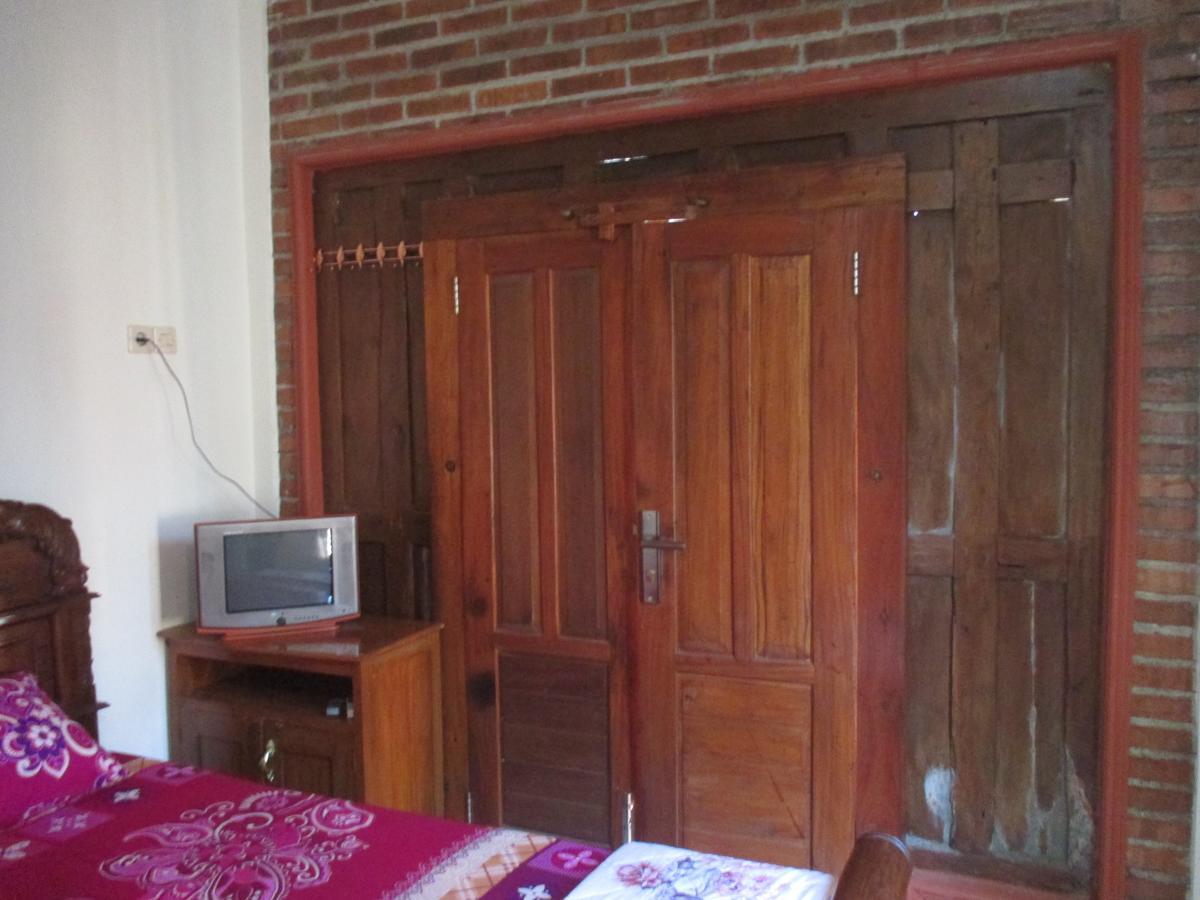 Rumah Ukhi Guest House Cebongan Esterno foto