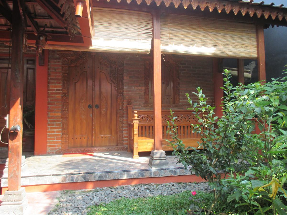 Rumah Ukhi Guest House Cebongan Esterno foto