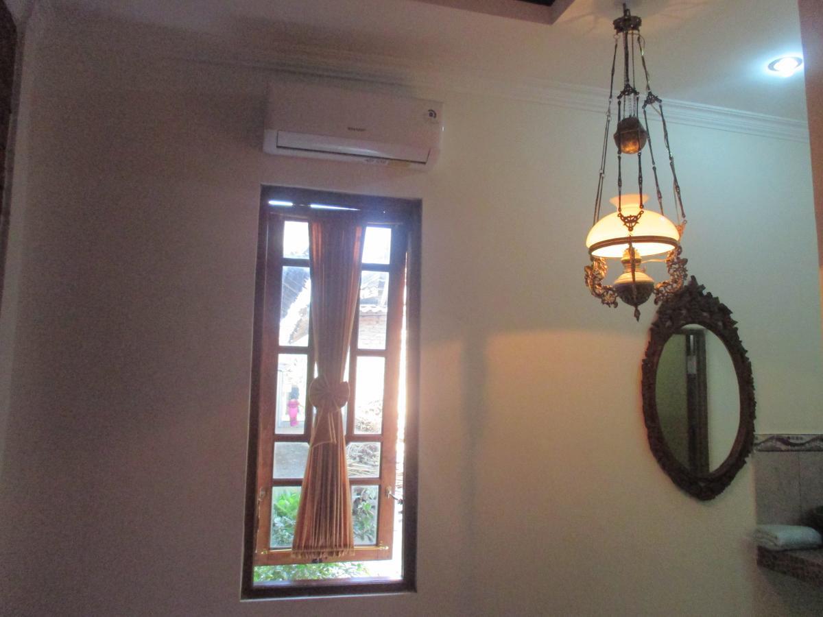 Rumah Ukhi Guest House Cebongan Esterno foto