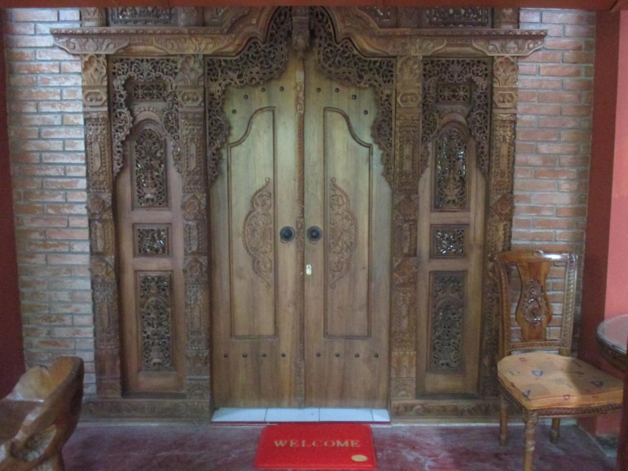 Rumah Ukhi Guest House Cebongan Esterno foto